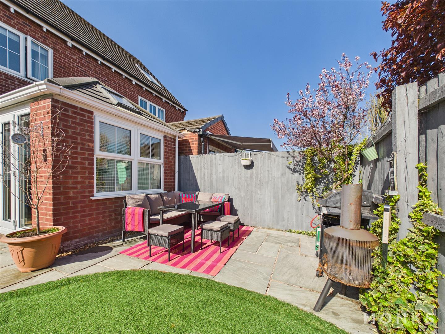 5 Lawford Gardens, Oswestry, SY11 3GX For Sale